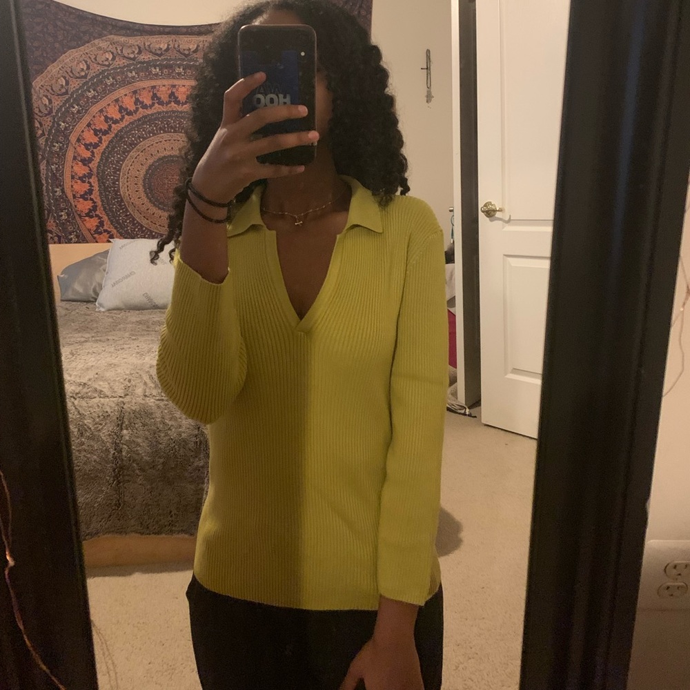 70% silk like green sweater top